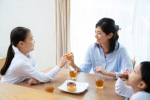 おやつを上手に食べよう